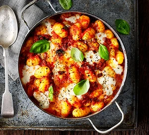 https://www.bbcgoodfood.com/recipes/chorizo-mozzarella-gnocchi-bake