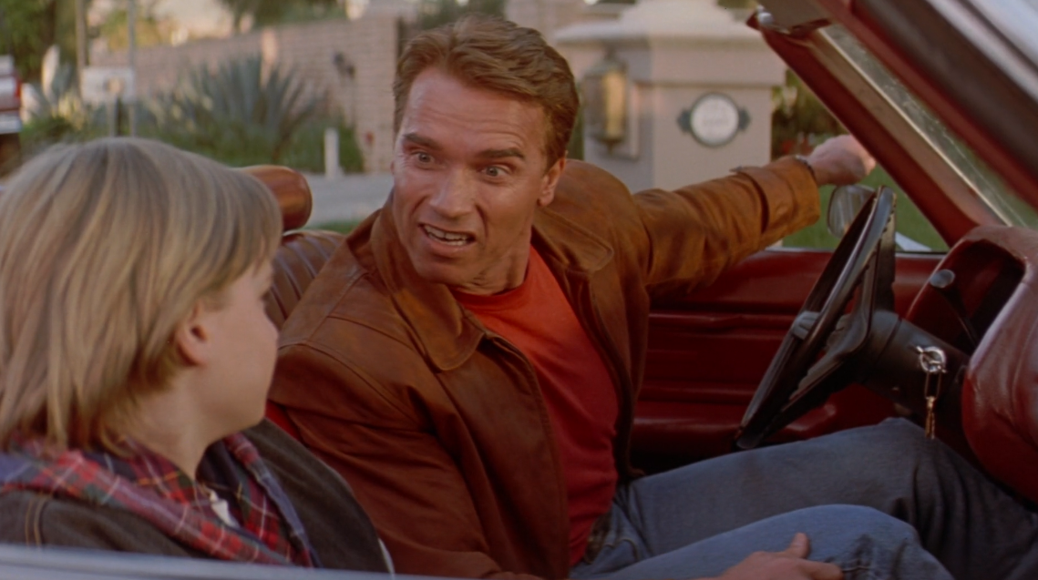 Шварценеггер последний киногерой. Последний герой боевика 1993. Чарльз дэнс последний киногерой. Последний герой боевика 1993. Чарльз дэнс последний киногерой.