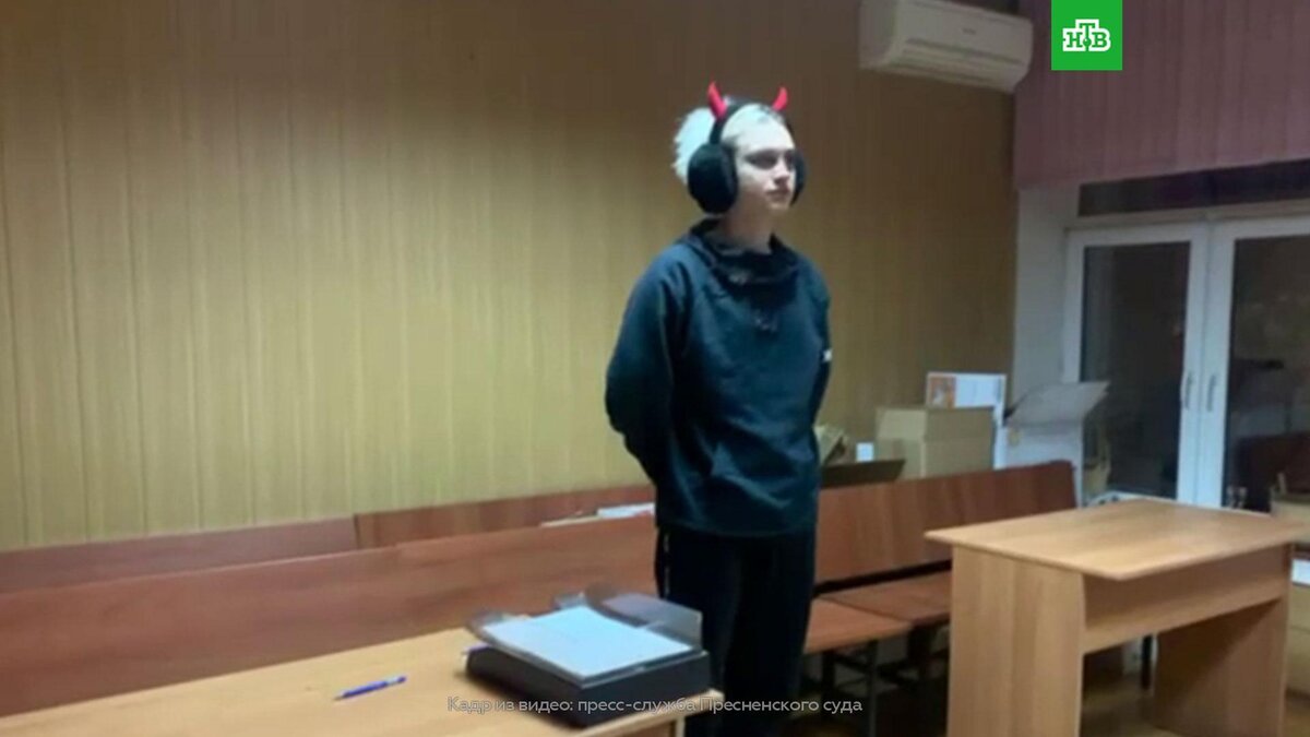    Блогера Некоглая оштрафовали и депортируют из России