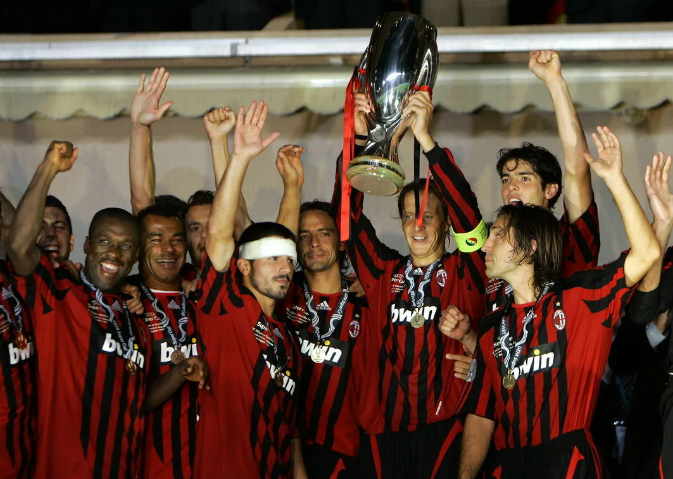 В 2007-м году, Милан выиграл свой 5-й Суперкубок Уефа