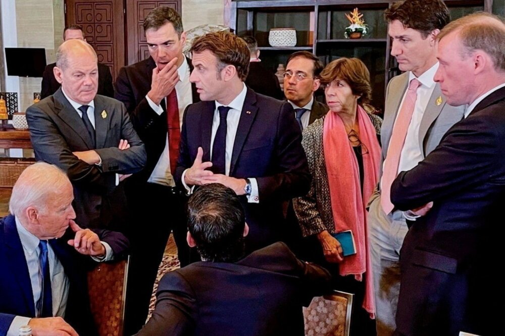 Обманутые рыцари брюссельского ордена