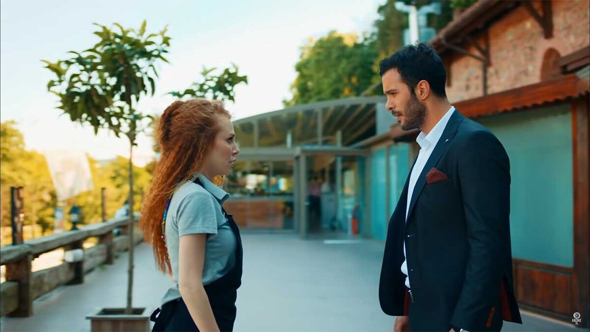 Кадр из сериала «Любовь напрокат», Турция, 2015 год