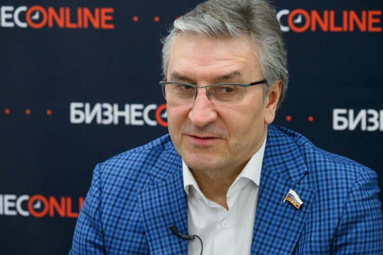  Экс-министр здравоохранения Татарстана Айрат Фаррахов, который представляет Татарстан в Госдуме уже второй созыв Фото: Андрей Титов