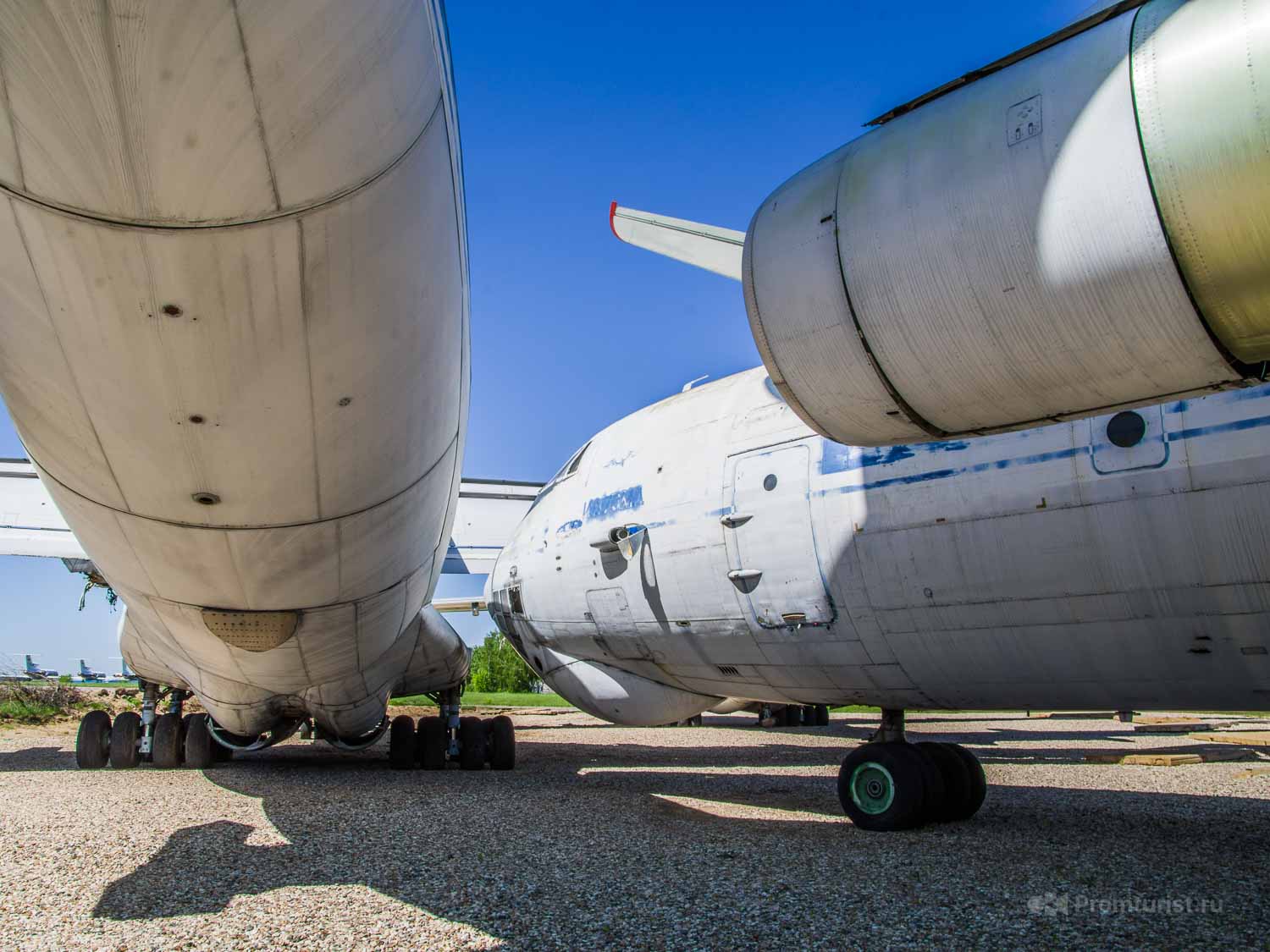 Я подумал, что это свалка с самолётами Ил-76, а оказалось они ждут модернизации ✈️??2