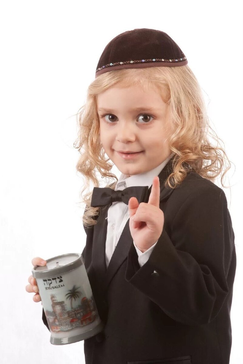 мальчик ну очень похож 