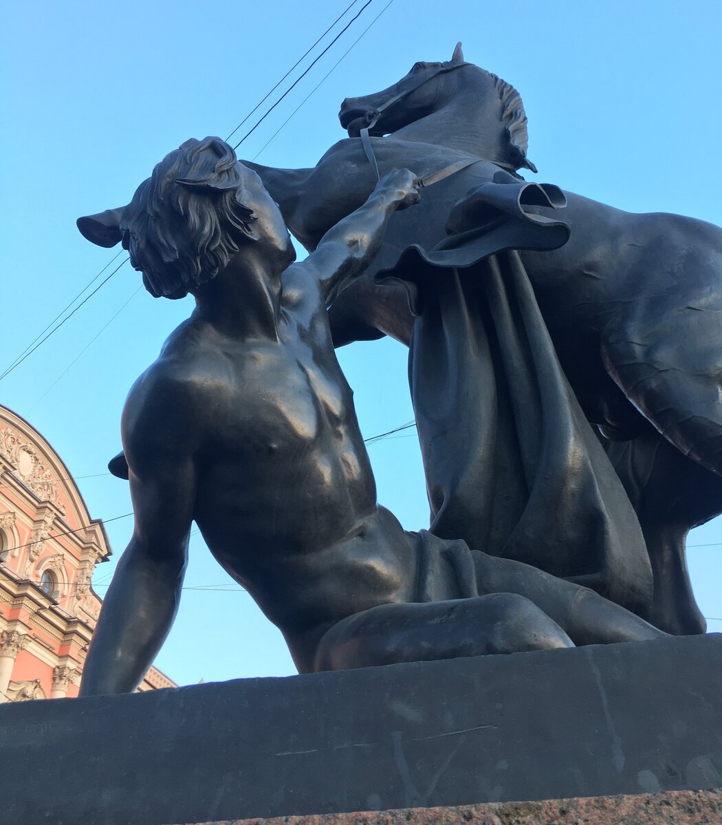 кони Клодта