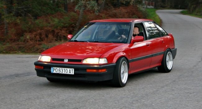 Машина была разработана совместными усилиями компаний Honda и Austin Rover на платформе «Сивика» четвёртого поколения.