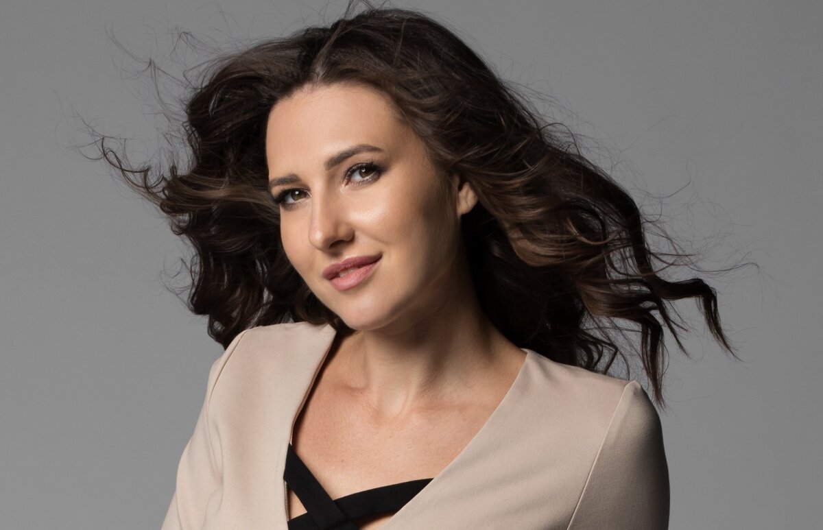 Иногда взгляд постороннего человека вызывает неловкость. Фото автора Anastasiya Gepp Pexels, используется по лицензии Creative Commons