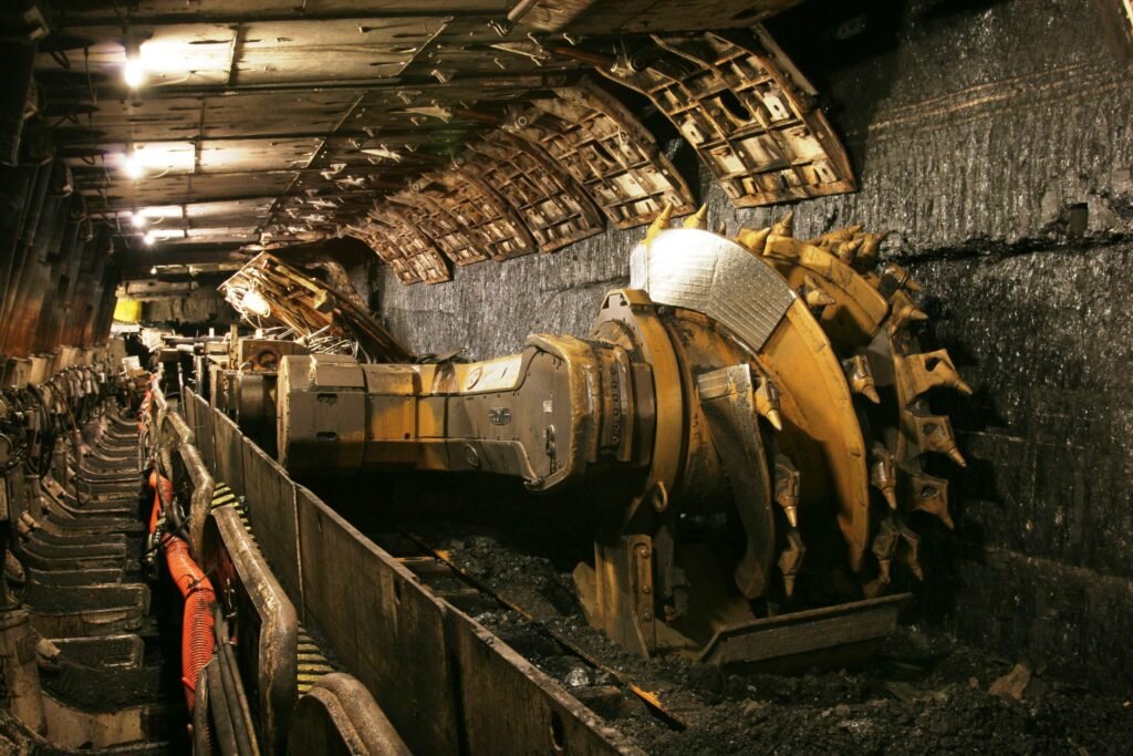 современная добыча угля. фото из сети.