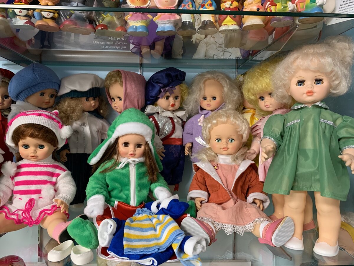 Фабрика игрушек Весна кукла