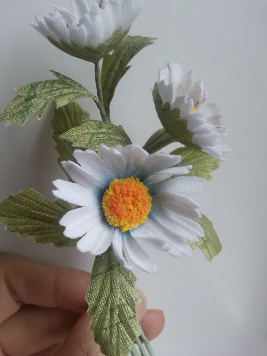 Брошь Ромашки.