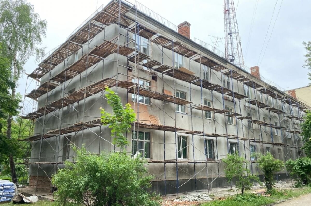    В Краснодаре капитально отремонтировали 84 многоэтажки по годовому плану