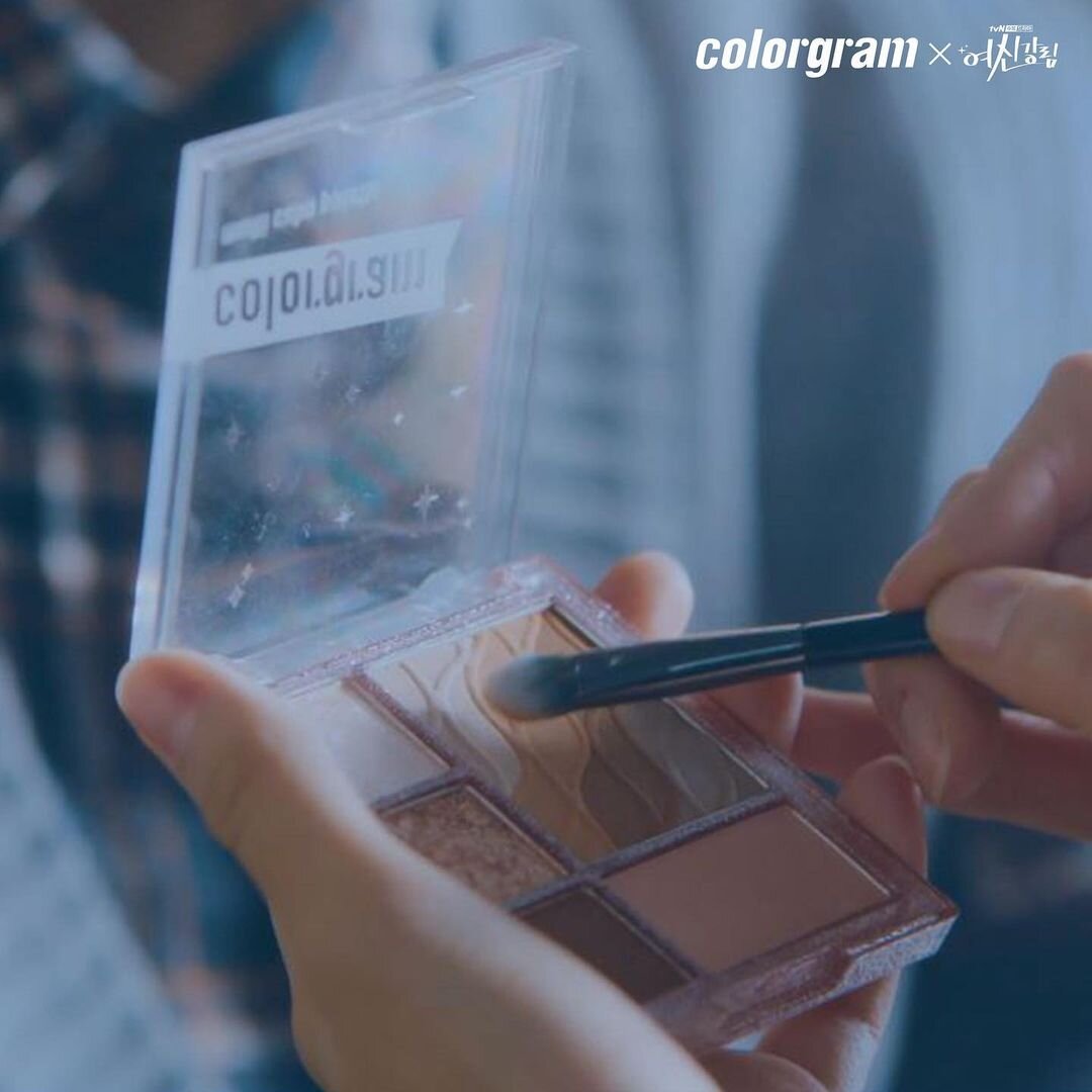 Кадры из дорамы с косметикой от Colorgram
