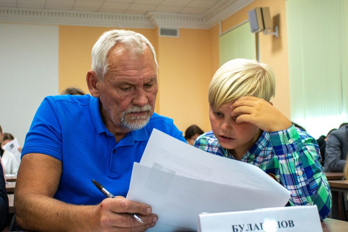    Вадим Булавинов написал диктант вместе с сыном Pravda-nn.ru