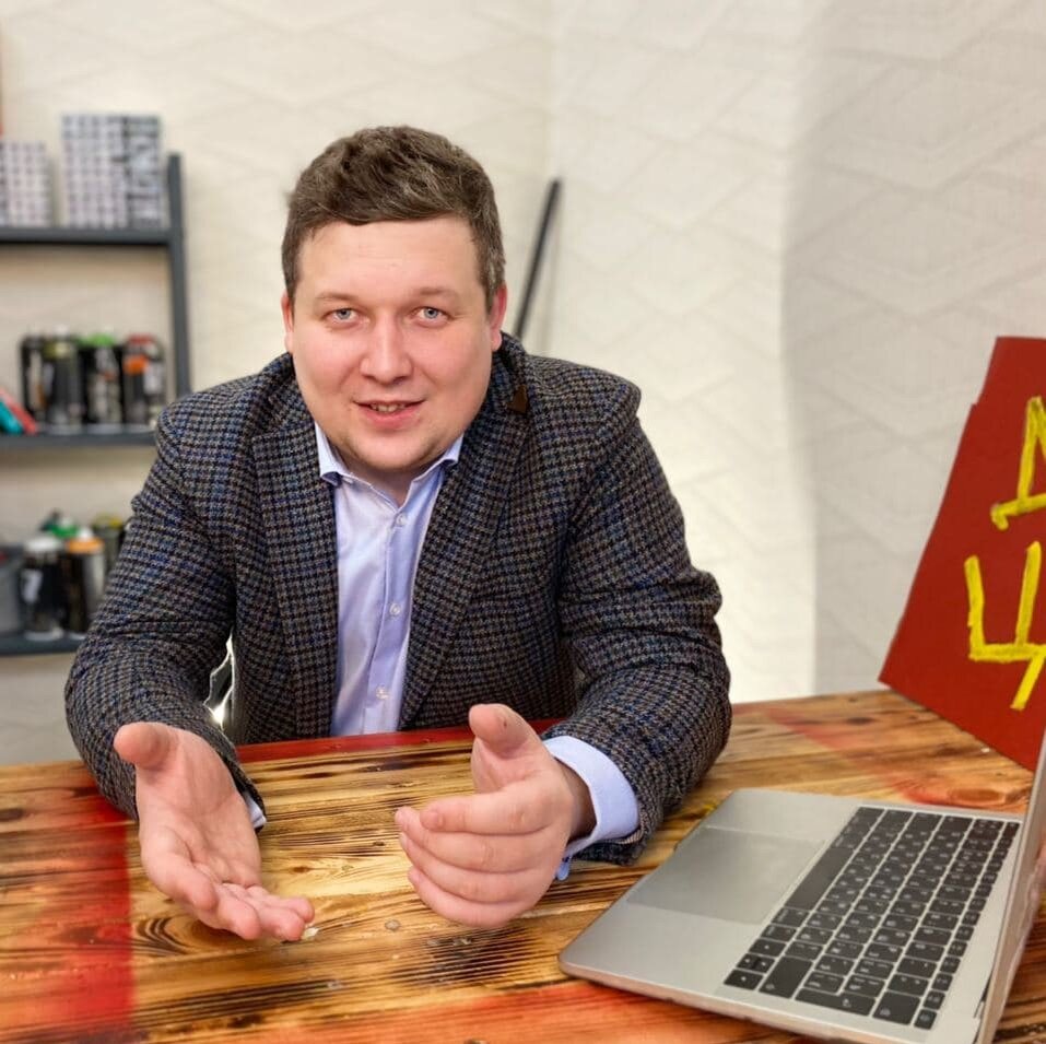 Лидер "Зелёной Альтернативы" Руслан Хвостов