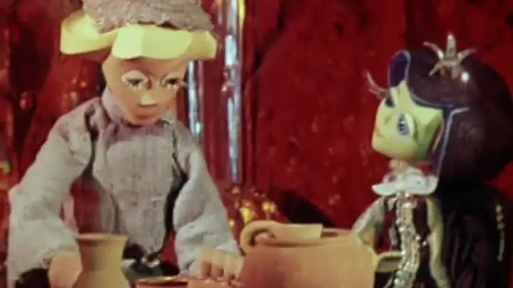 Кадр из фильма "Медной горы хозяйка" взят для иллюстрации из Яндекс Картинки.  