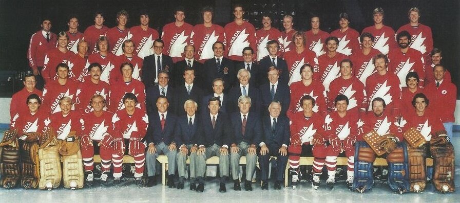 Сборная Канады – во время тренировочного сбора перед Кубком Канады-1981. Взято из открытого источника Яндекс.Картинки