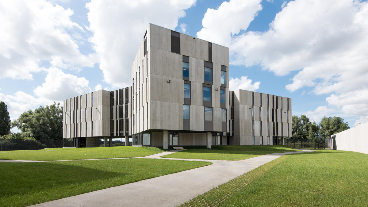 психиатрический центр в Антверпене