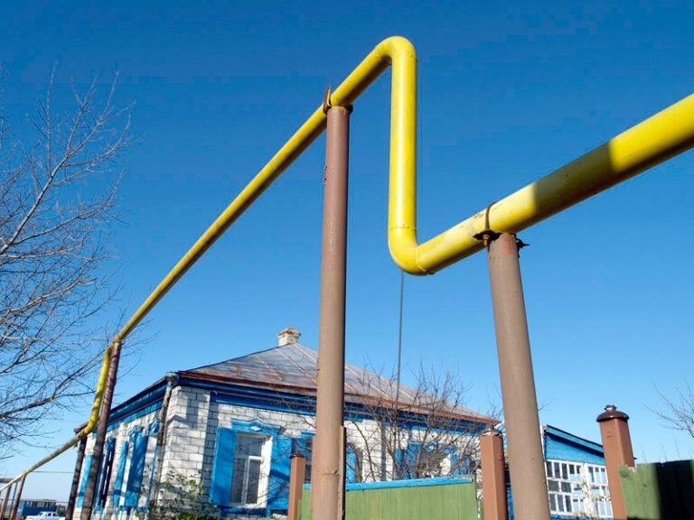    В деревне Красносакмарск Кувандыкского округа подключили к газу 13 домов Андрей Севостьянов