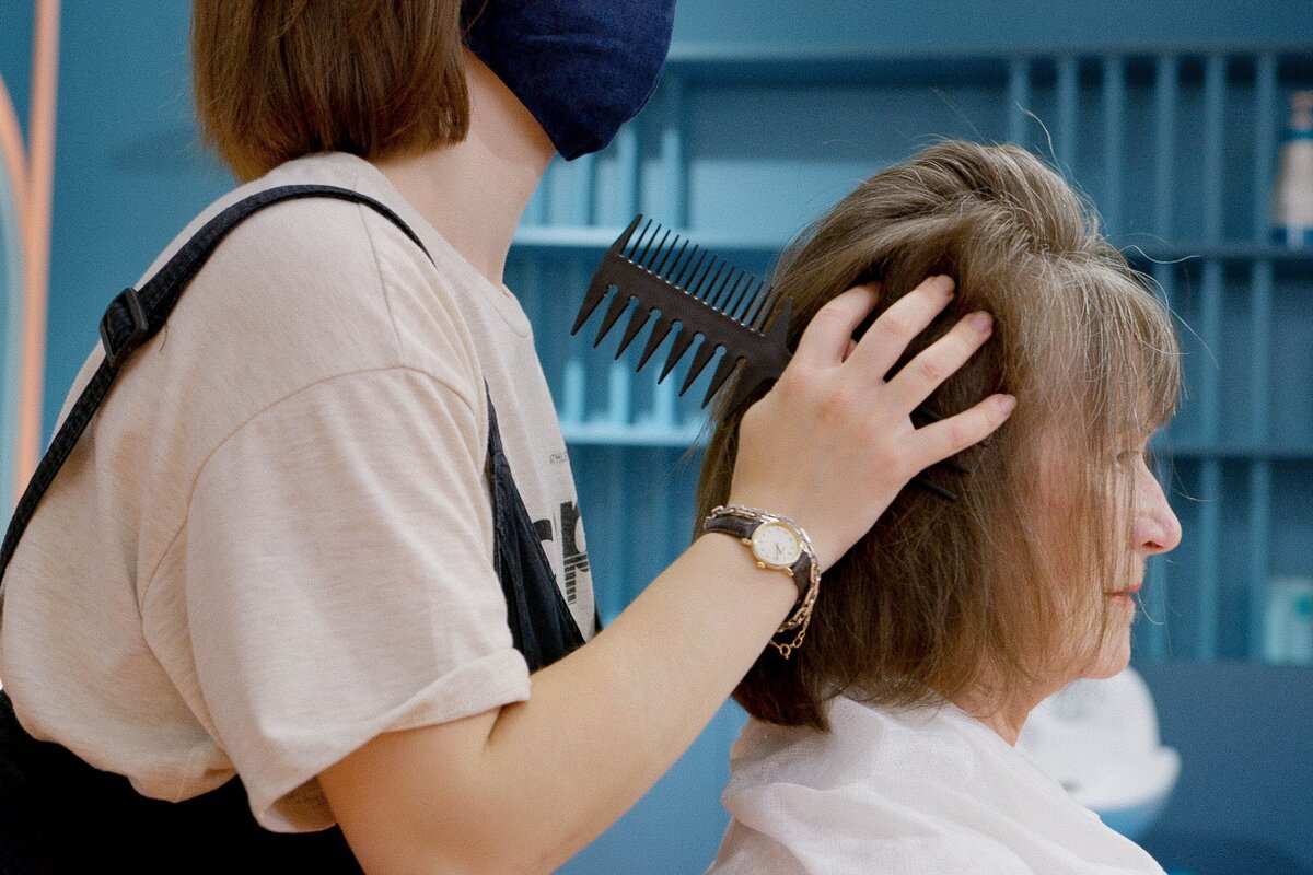     Волосы, которые старят: какие они и что с ними делать