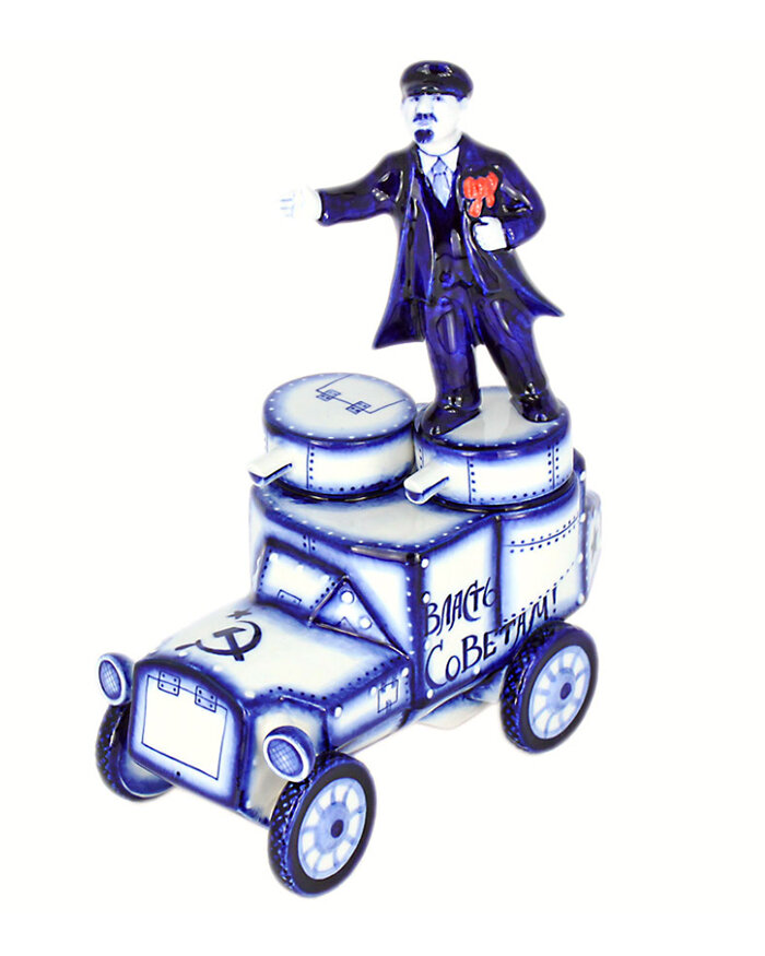 Скульптура «Ленин на броневике», НПО «Гжель»