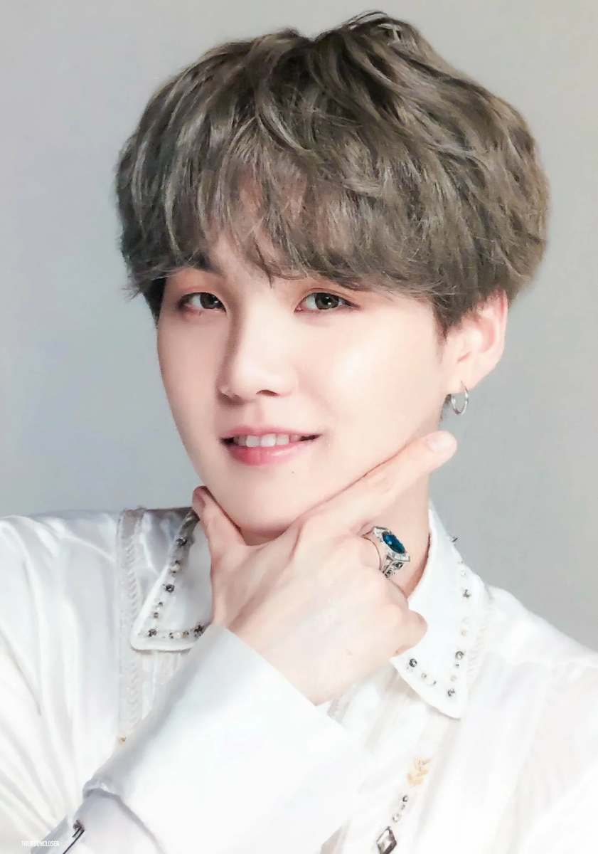 Шуга БТС. Юнги БТС. BTS suga. Шуга БТС 2021.