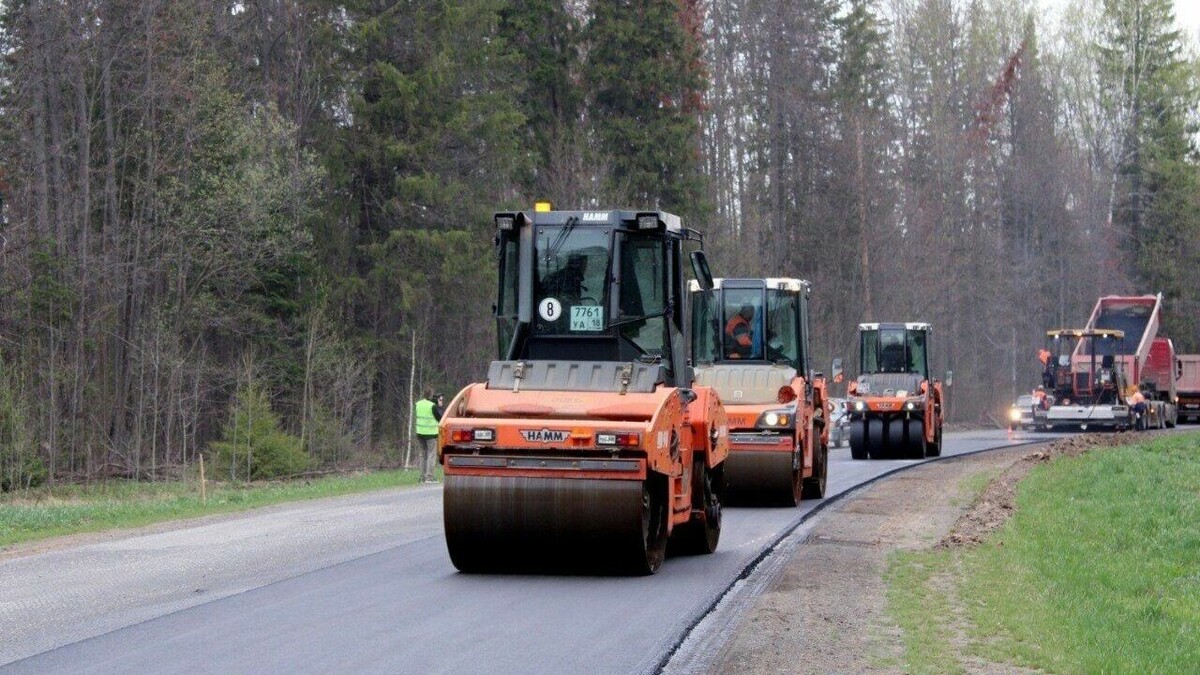     80 дорожных объектов общей протяженностью 118 км отремонтируют в следующем году по нацпроекту в Удмуртии, об этом рассказал премьер-министр правительства республики Ярослав Семенов.