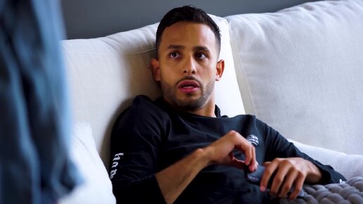 Секретные коды закадычных друзей. Канал Anwar Jibawi на русском