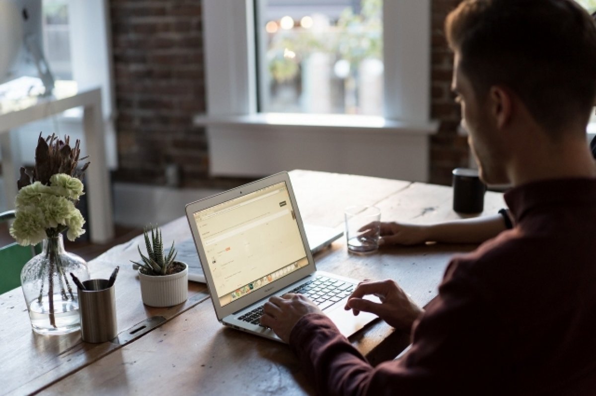    В Минздраве РФ заявили о росте популярности дистанционной записи к врачу