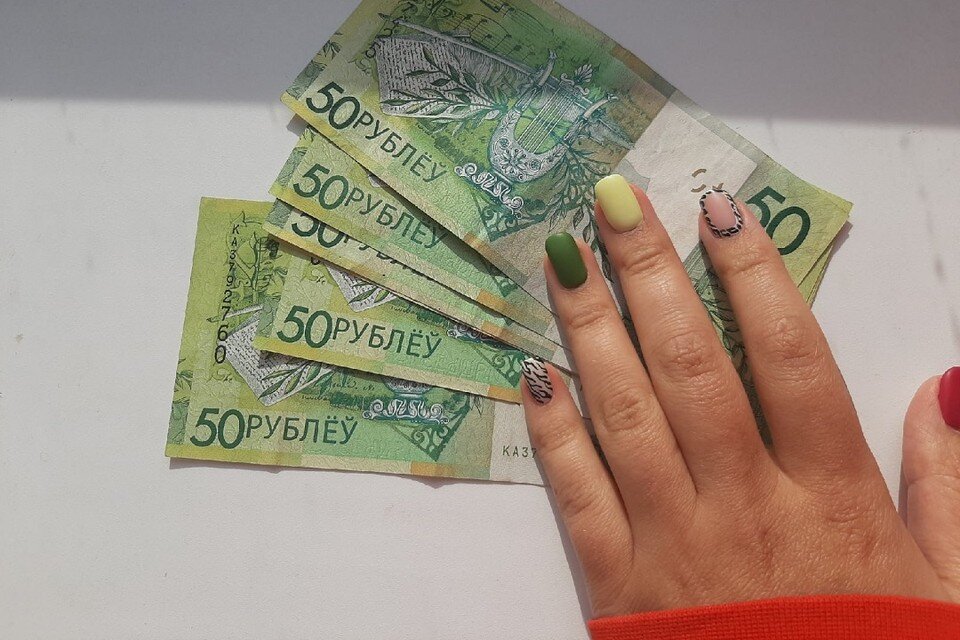     В МНС объяснили, когда в Беларуси платятся налоги в продажи б/у вещей. Фото: архив "КП"