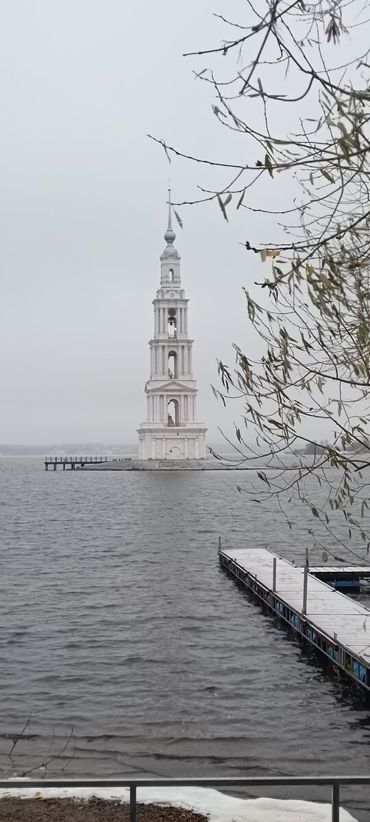 Затопленная колокольня