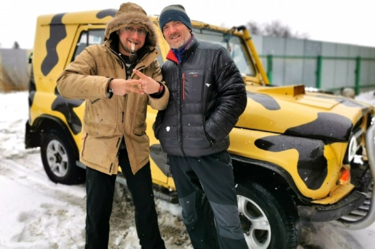    На Донбасс из Новосибирска отправят тюнингованный внедорожник УАЗ