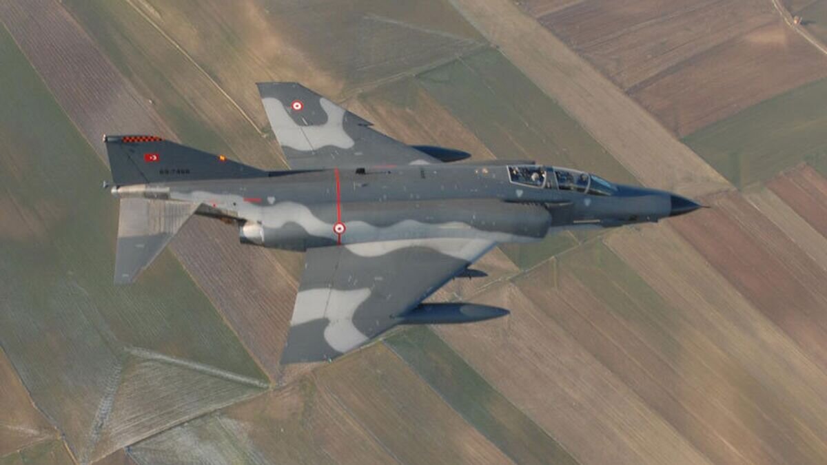    Истребитель RF-4E ВВС Турции© Фото : Official Website of the Turkish Air Force