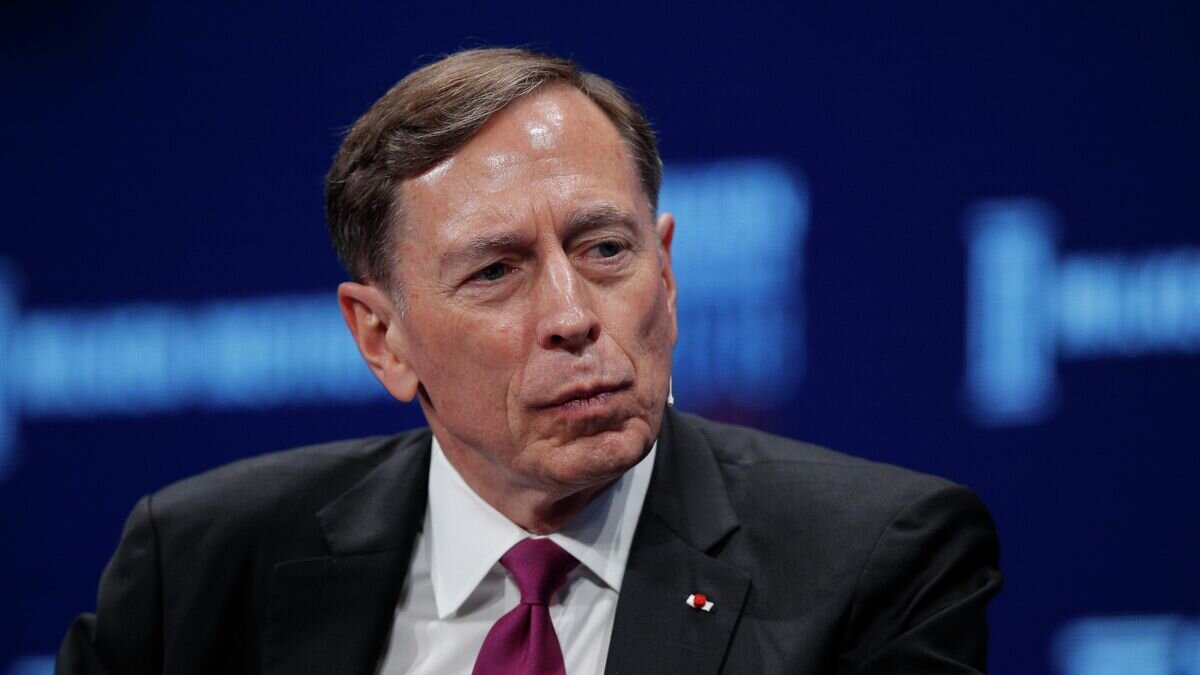    Бывший директор ЦРУ Дэвид Петреус © AP Photo / Jae C. Hong