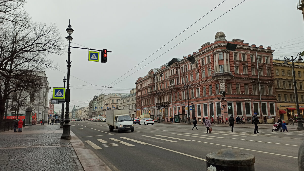 Дом 54 на Невском проспекте