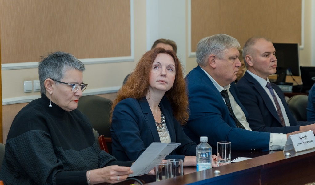    В Оренбуржье обсудили вопросы кадрового обеспечения медицинских организаций Кристина Просвиркина