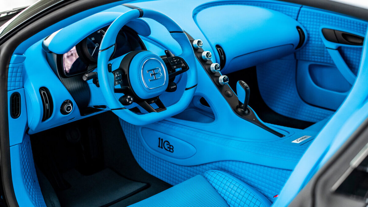    Салон последнего экземпляра Bugatti Centodieci. Фото Bugatti