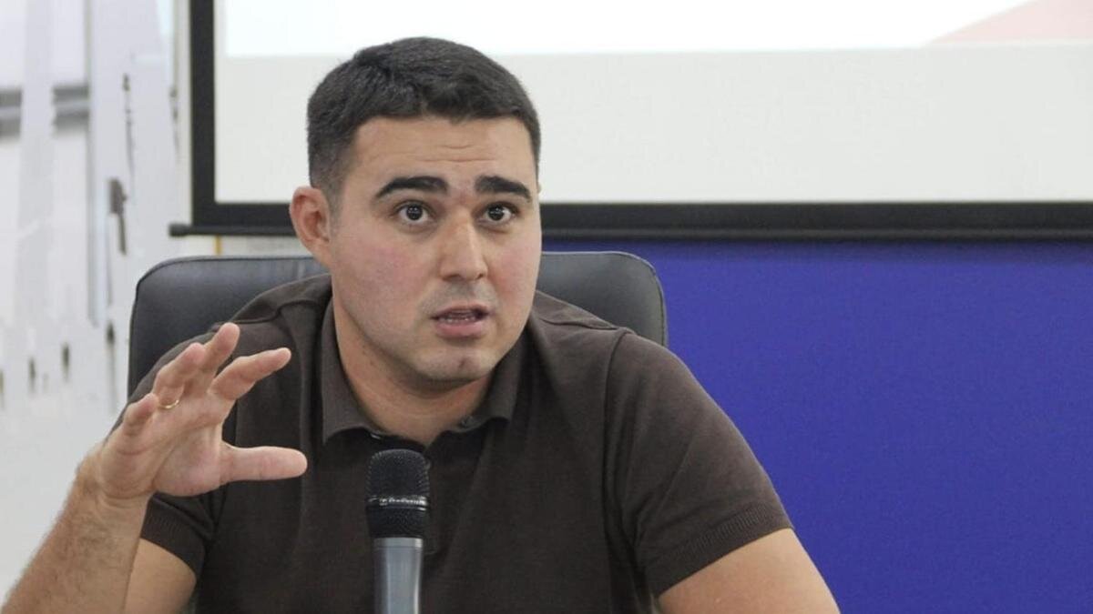    Михаил Козачков:facebook.com/mikhail.kozachkov