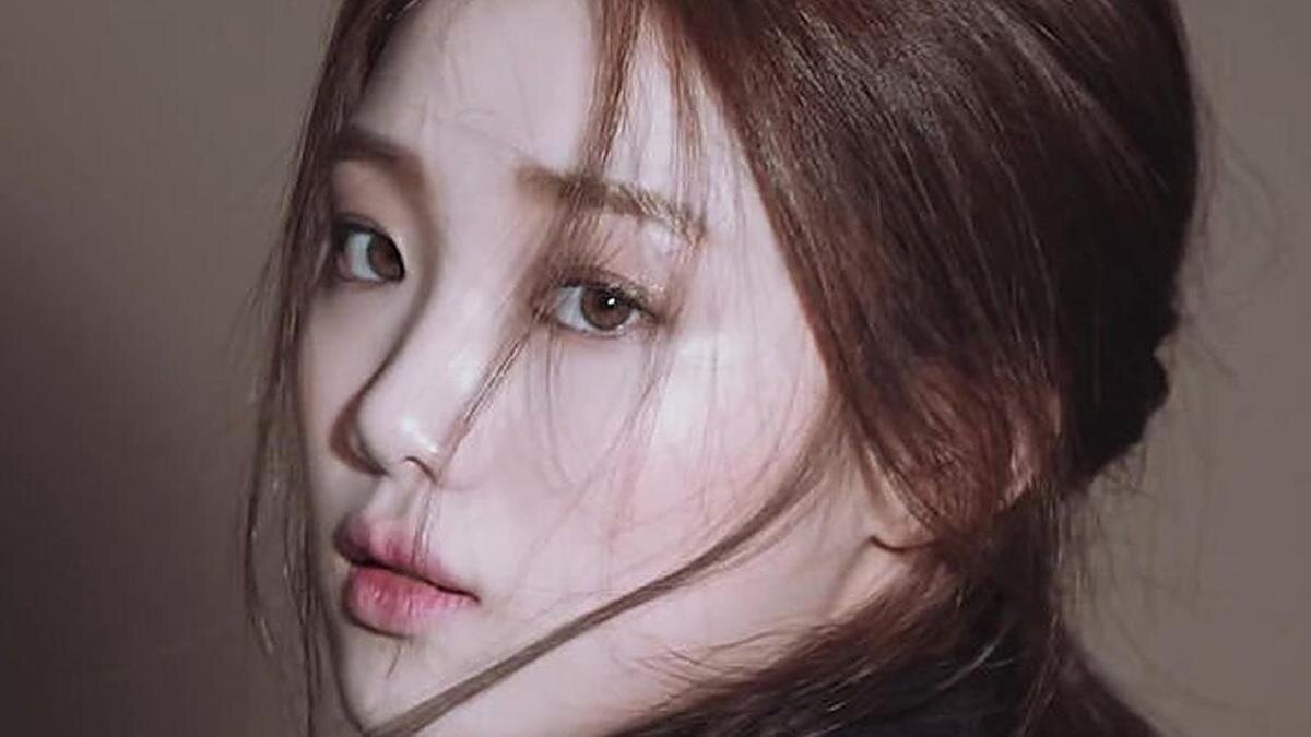    Ли Сон Гeн:Wikipedia / 지금,文성경