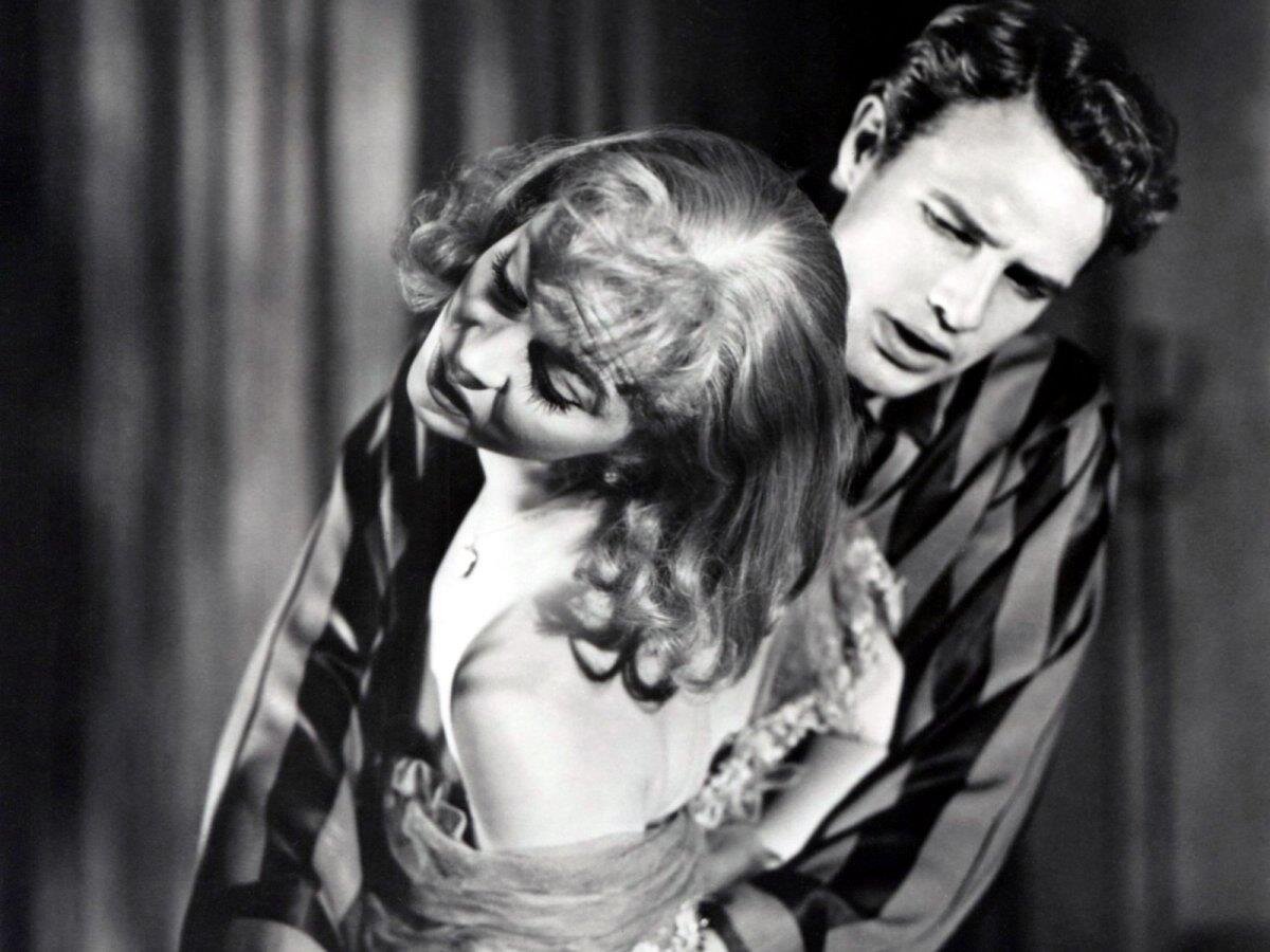 Кадр фильма «Трамвай "Желание"»