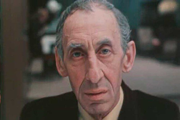 Владимир Басов в фильме "Ищите женщину"