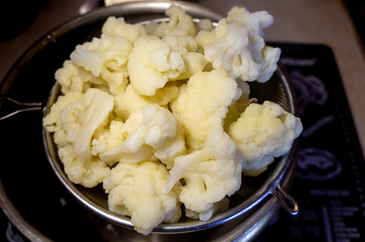 Капусту отварить /Как вкусно и просто приготовить цветную капусту / Готовим с детьми / Ирин ДОМ