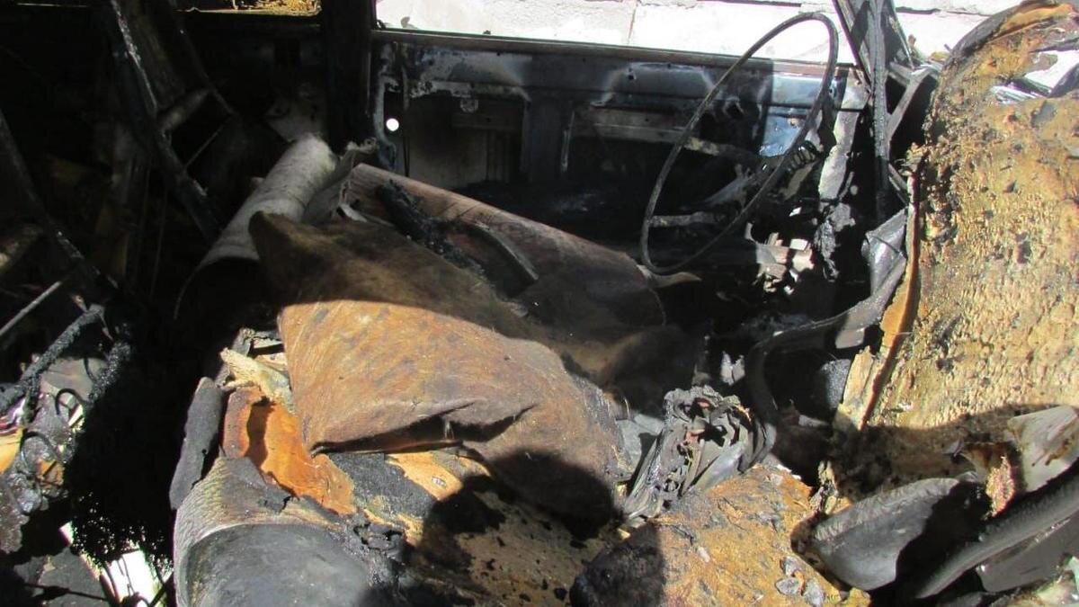    Салон сгоревшего в Акмолинской области автомобиля:ДП Акмолинской области