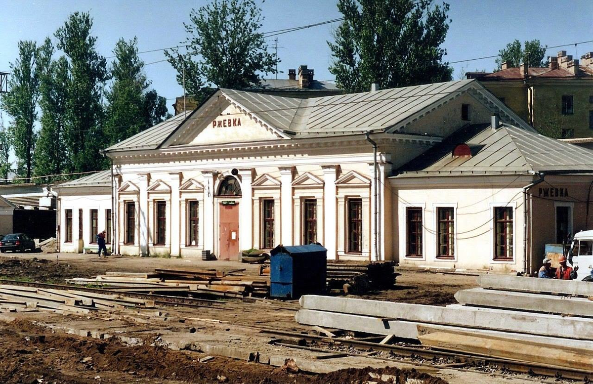 Петербург ржевка. Станция Ржевка. Станция Ржевка Санкт-Петербург. Ж.Д станция Ржевка. Ленинград станция Ржевка.