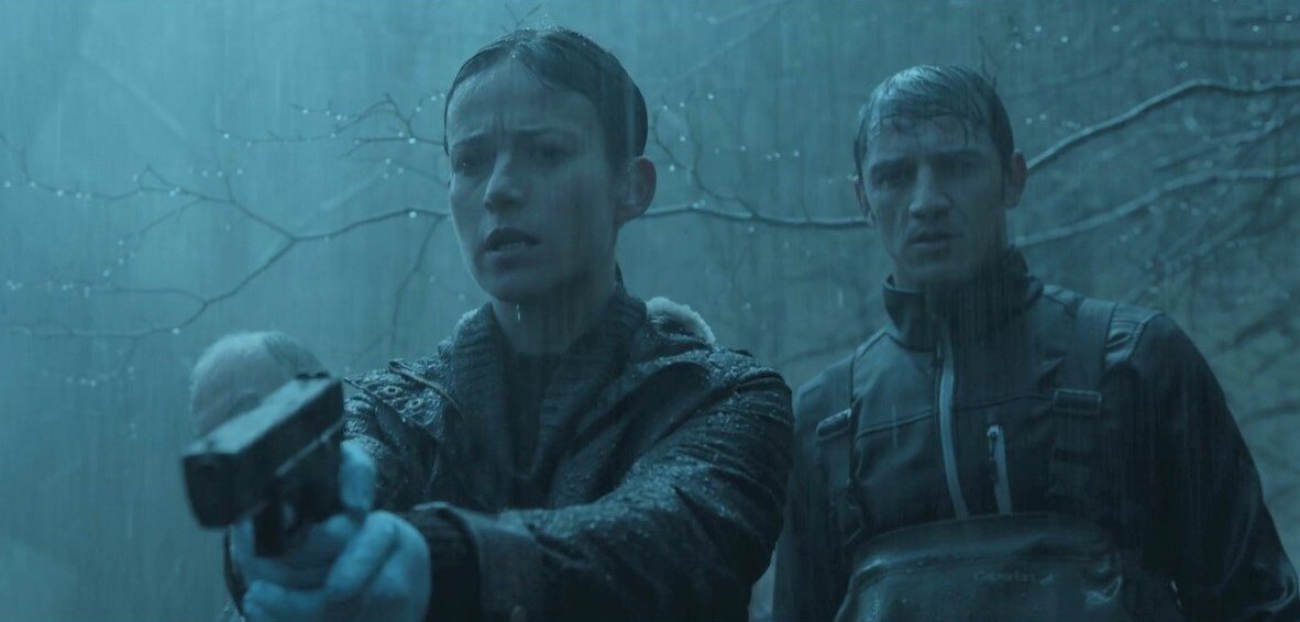 Скриншот из фильма "El guardián invisible" ("Невидимый страж").