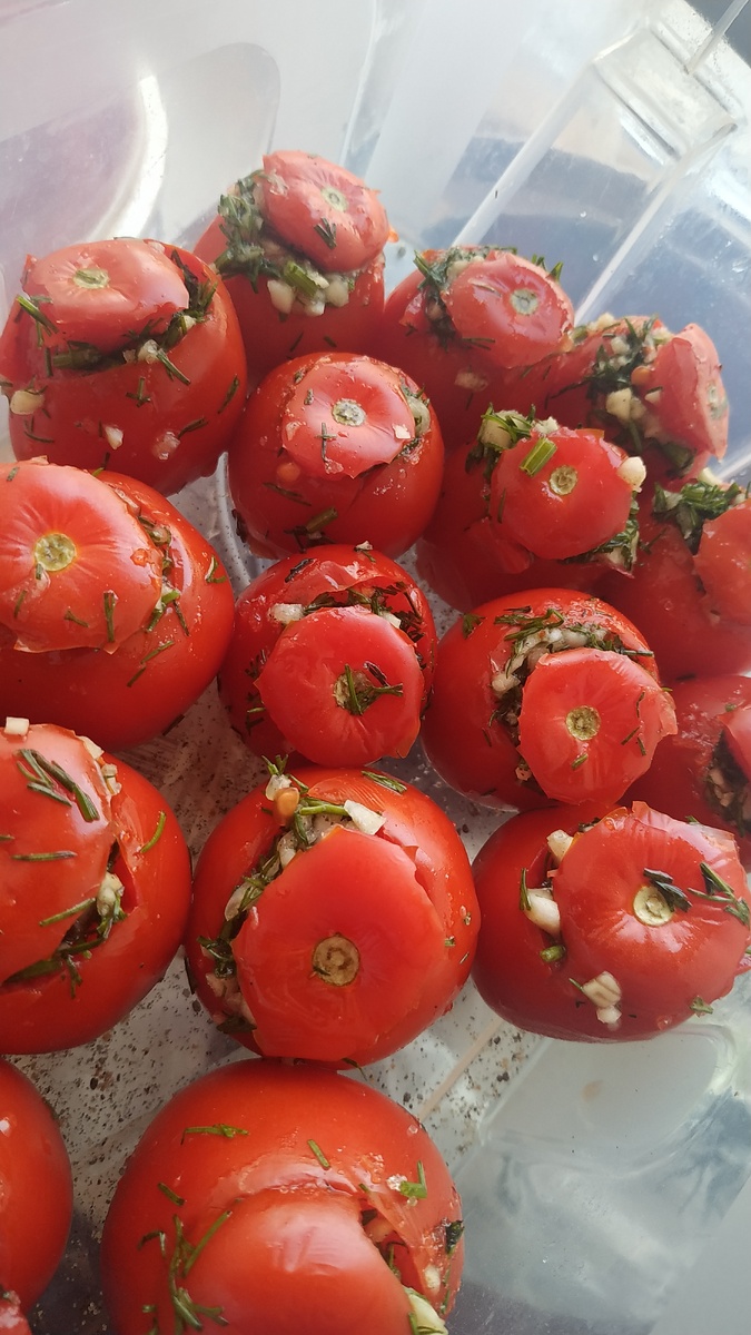 Вкуснятина. Если что, внизу соль с приправами, а не грязь. 