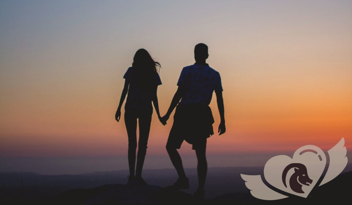 Идеальная родственная душа для женщины-Овна обладает захватывающей личностью, но также может справиться со своими непостоянными чертами характера.