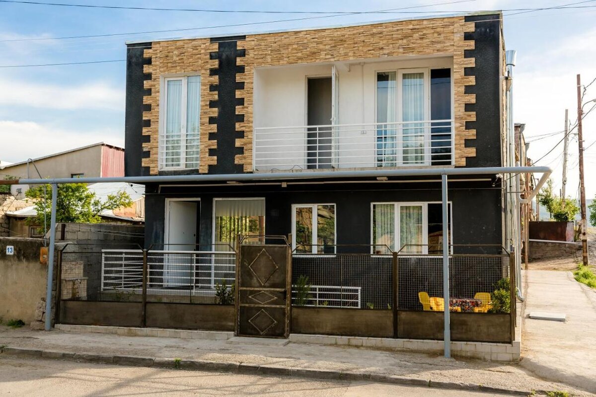 Фотографии взяла с сайта Booking