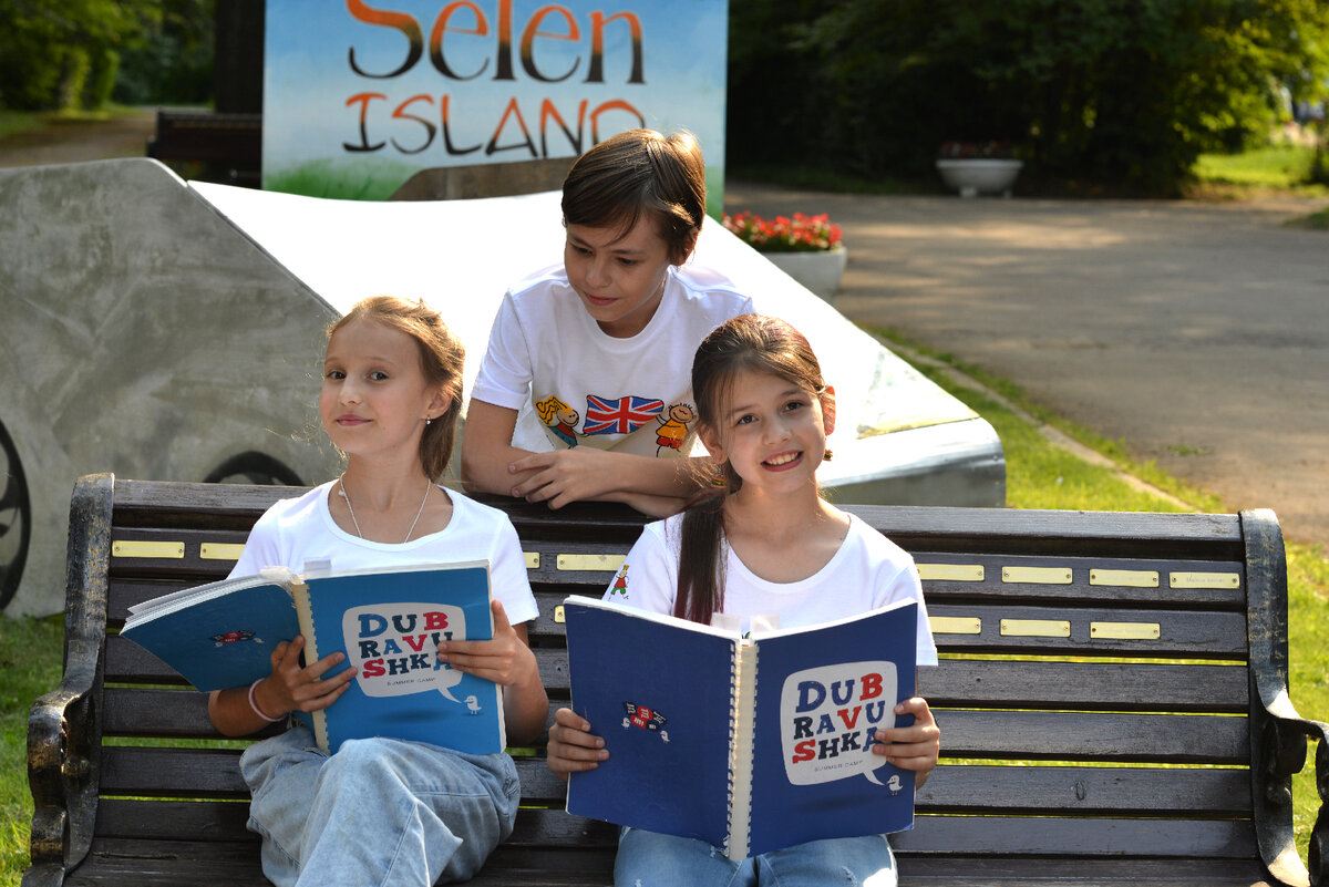 Детям сложно в повседневной жизни учить второй язык, даже если один из родителей русский. 