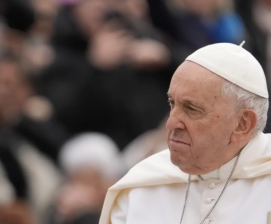    Папа Римский Франциск выразил беспокойство ситуацией с Киево-Печерской лаврой